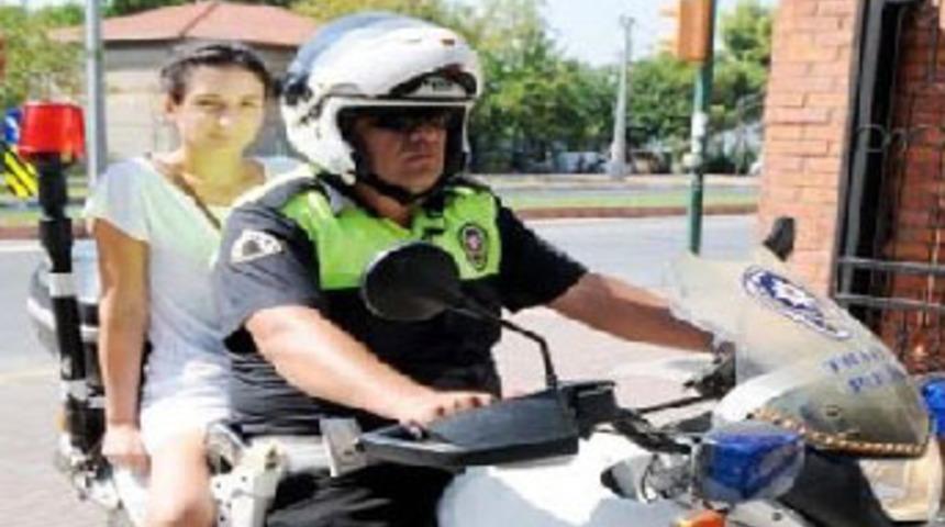 Sınava polis yetiştirdi