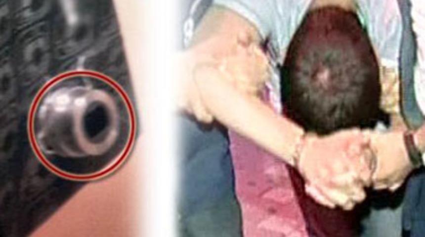 Sapık bankacı su&ccedil;&uuml;st&uuml; yakalandı