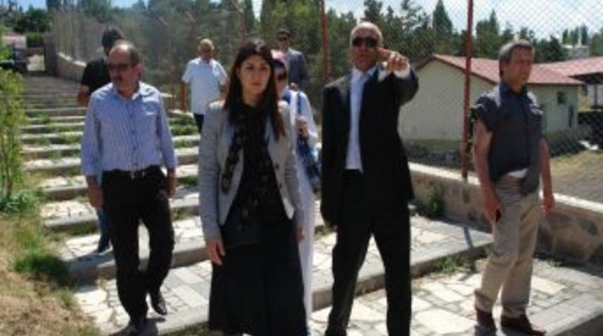 Yakutiye Belediye Başkanı Korkut, Milletvekili &Ccedil;ığlık'la hizmet turu yaptı