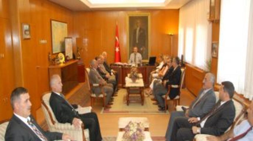 Posbıyık, Vali Ayyıldız&rsquo;ı ziyaret etti