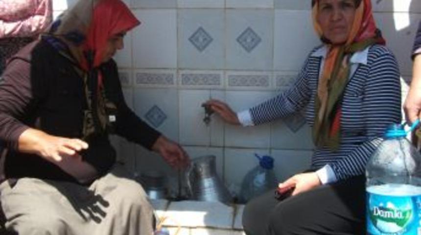 Kuyu suyunu kesti diye kaymakam hakkında su&ccedil; duyurusunda bulundular