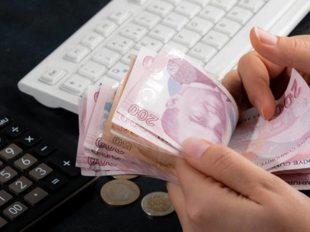 Gen&ccedil;lere evlilik desteği s&uuml;r&uuml;yor! 18 bin 334 kişiye &ouml;deme yapıldı