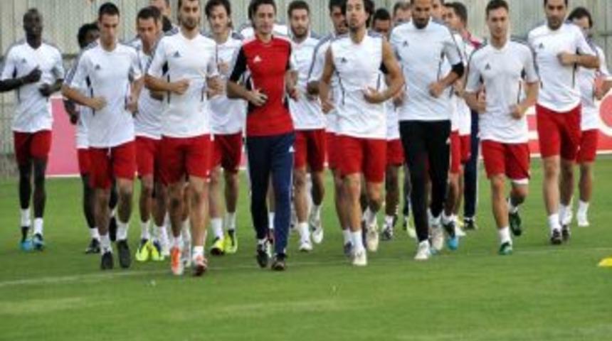 Kafkas: Fenerbah&ccedil;e ma&ccedil;ını kazanacak g&uuml;&ccedil;teyiz, mağlubiyeti unutturacağız