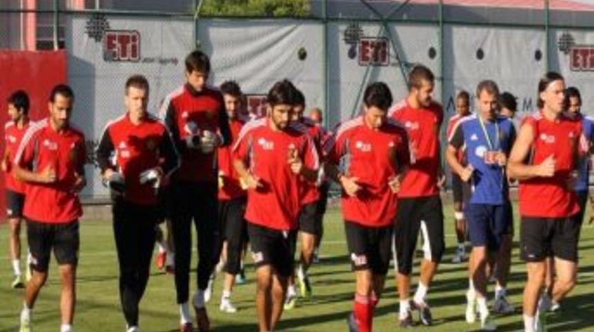 Eskişehirspor, Sivasspor ma&ccedil;ına kilitlendi
