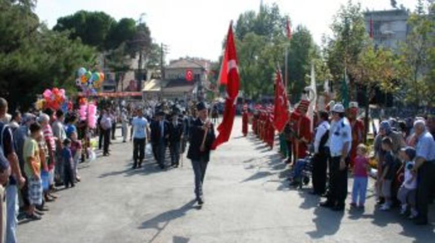 Mustafakemalpaşa'nın kurtuluşu kutlandı