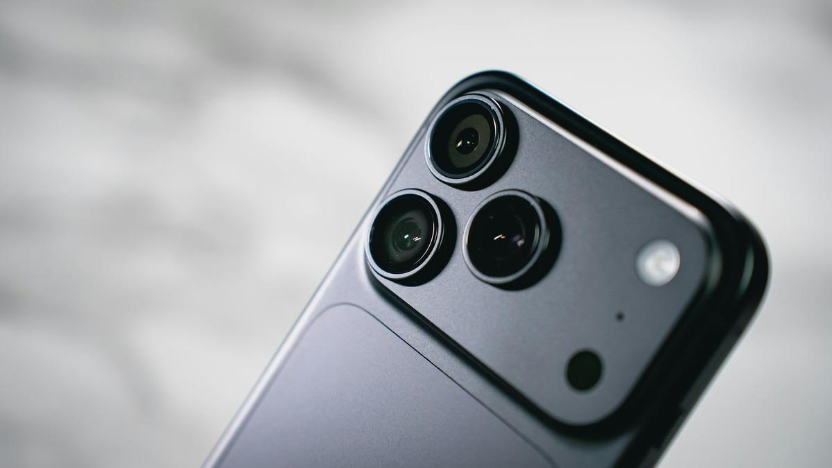 iPhone 19 değil, iPhone 20 geliyor! Ekranı bambaşka olabilir 1