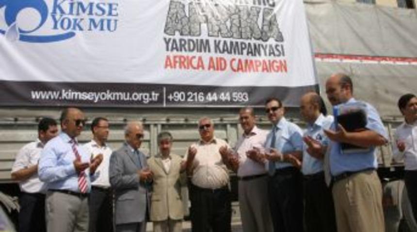 Kimse Yok Mu Derneği Adana'dan Afrika'ya 200 ton yardım g&ouml;nderdi