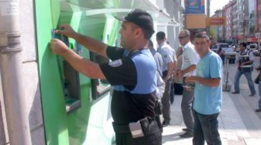 Dolandırıcılık arttı, polis broş&uuml;rl&uuml; uyarı yaptı