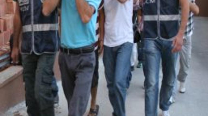 Aile boyu uyuşturucu şebekesi &ccedil;&ouml;kertildi
