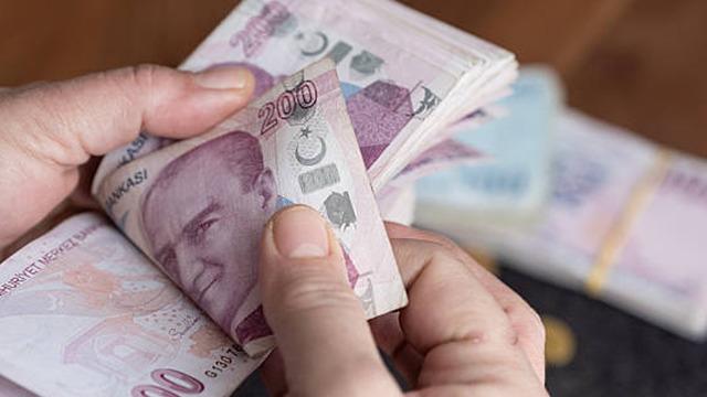Borsada bug&uuml;n temett&uuml; &ouml;deyen 3 dev hissede fiyat değişti!