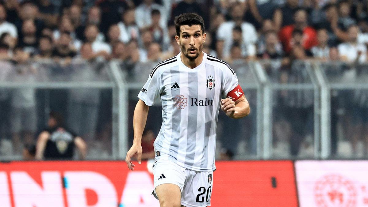 Futbolculuk kariyerini noktalamıştı! Necip Uysal dan şaşırtan karar 2