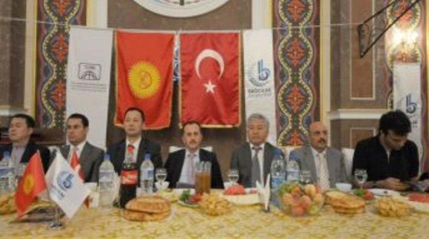 İftar sofrası Bişkek&rsquo;te kuruldu