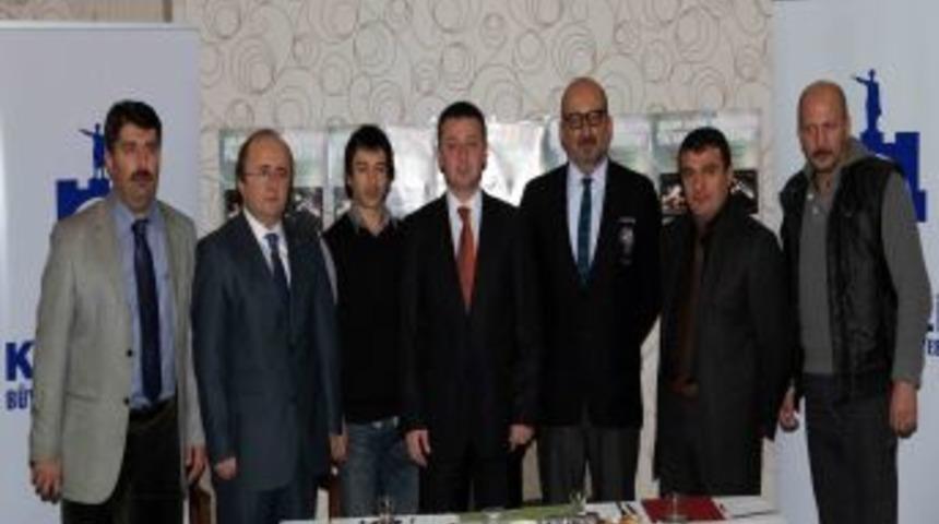 &lsquo;Rasat Zamanı&rsquo; adlı eser birinci oldu