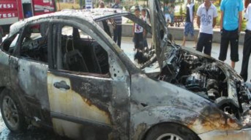 Kırıkkale&rsquo;de ara&ccedil; alev alev yandı