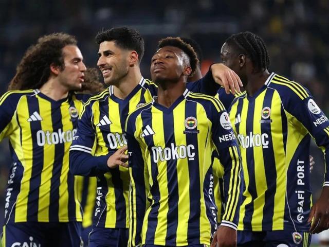 Fenerbah&ccedil;e'de beklenmedik talep! Yıldız isim ocakta ayrılmak istiyor: Menajerine talimatı verdi