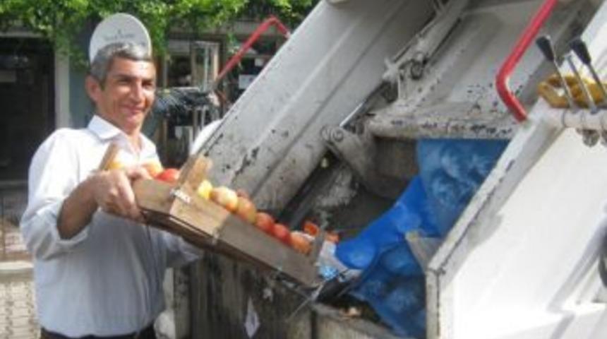 Temizlik&ccedil;i &Ccedil;i&ccedil;ek Kağızman'ı &ccedil;i&ccedil;ek gibi yaptı