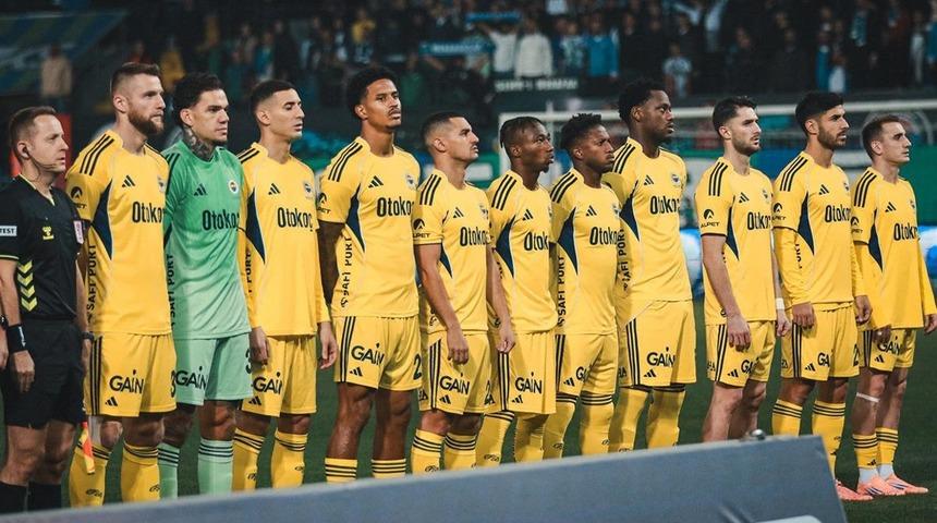 Fenerbah&ccedil;e yıldız ismin ameliyat edildiğini a&ccedil;ıkladı!