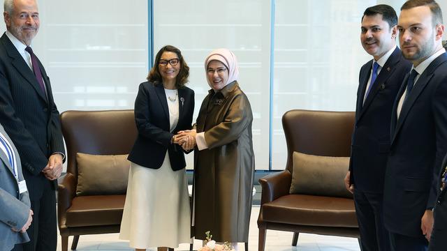 Emine Erdoğan, Brezilya Devlet Başkanı'nın eşi Silva ile görüştü