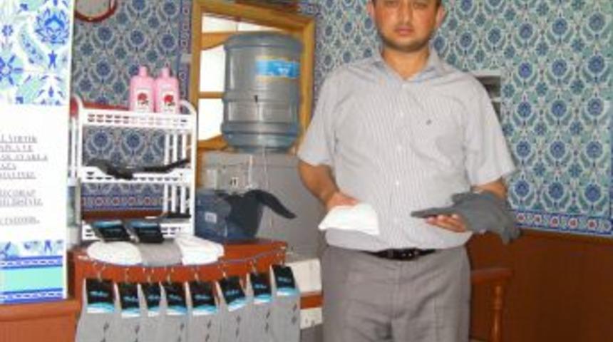 Camide ‘askıda çorap ve takke’ uygulaması