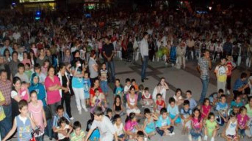 Belediyenin Ramazan etkinliği yoğun ilgi g&ouml;rd&uuml;