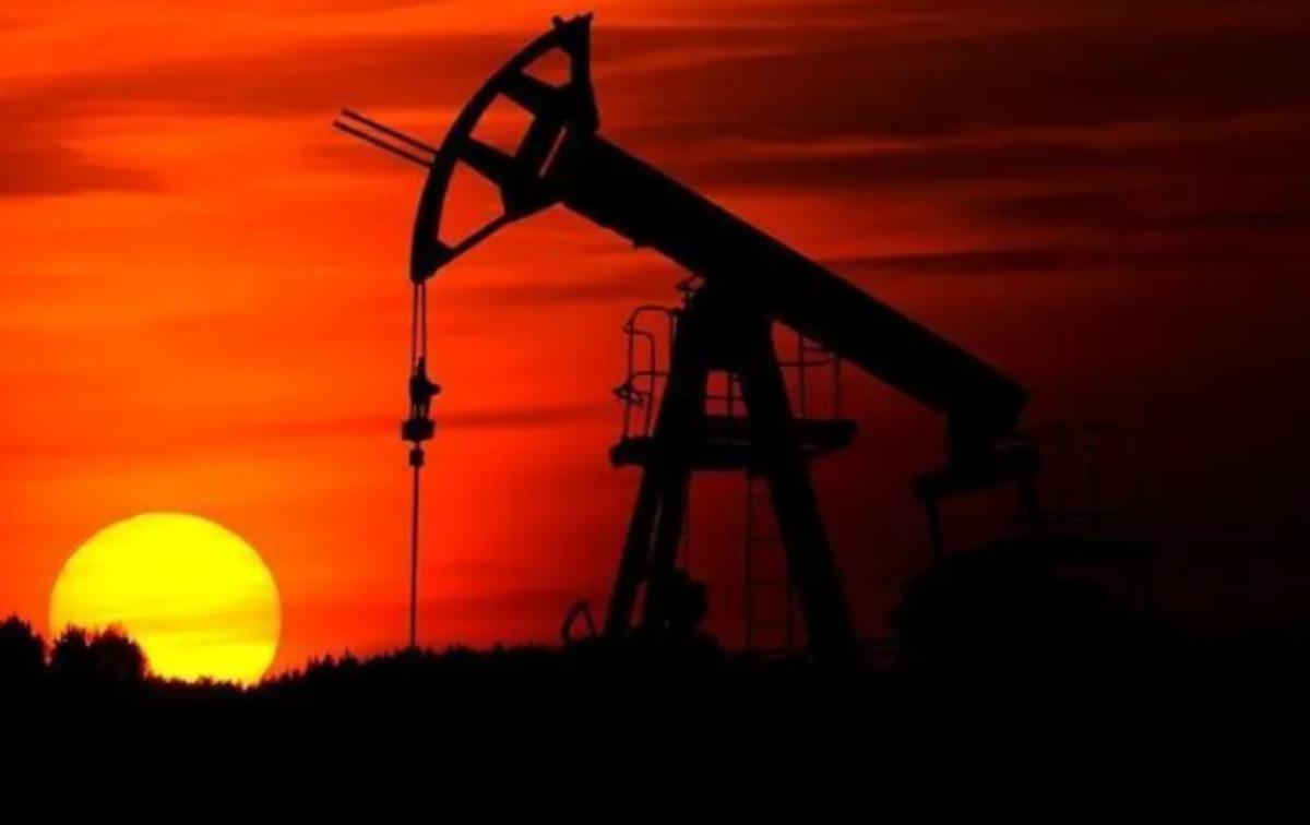 Petrolde 100 doların altı görüldü! O görüşme akaryakıt fiyatlarını da etkileyebilir 4