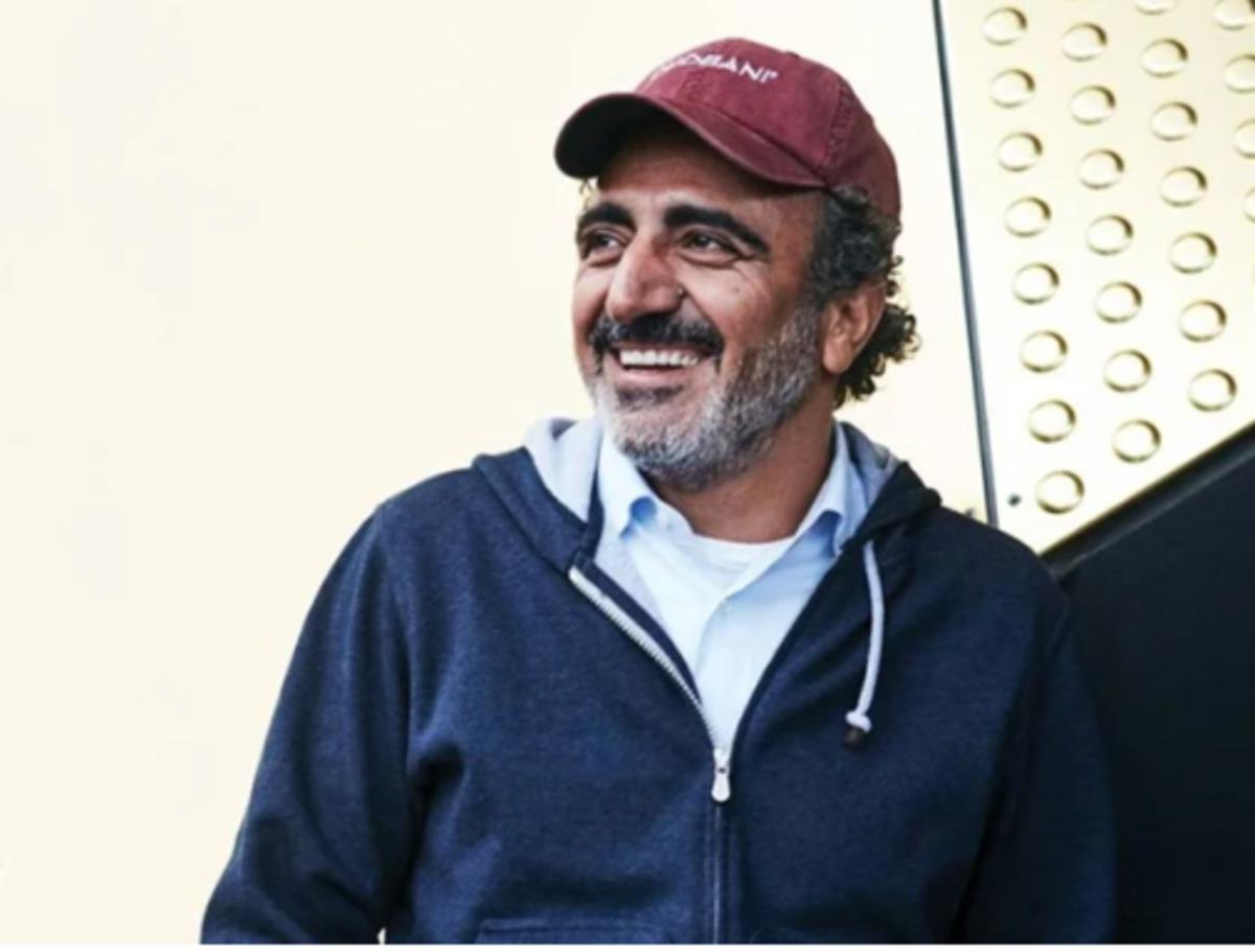 Konuşurken en önde oturuyordu... Erdoğan, Hamdi Ulukaya ya kürsüden seslendi 4
