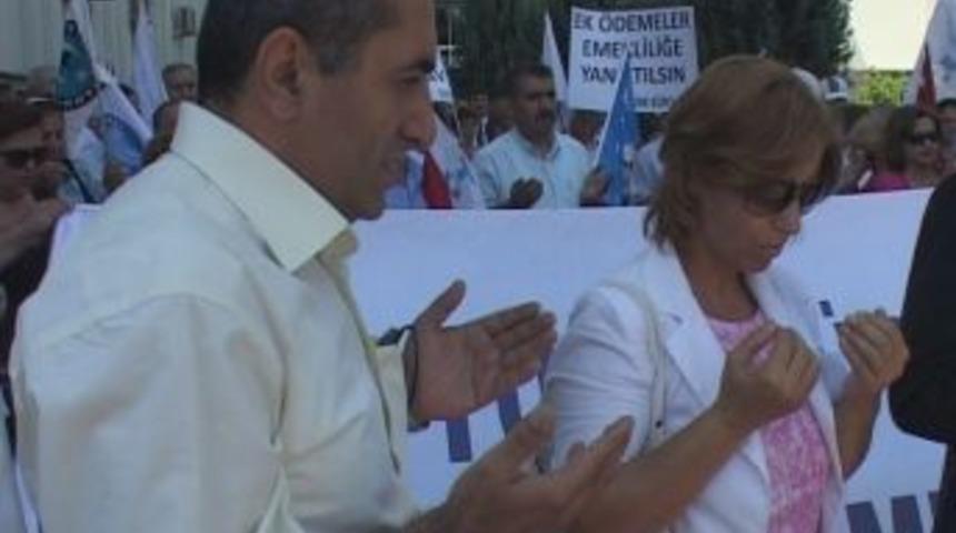 T&uuml;rk B&uuml;ro-Sen eyleminde ter&ouml;re lanet yağdı