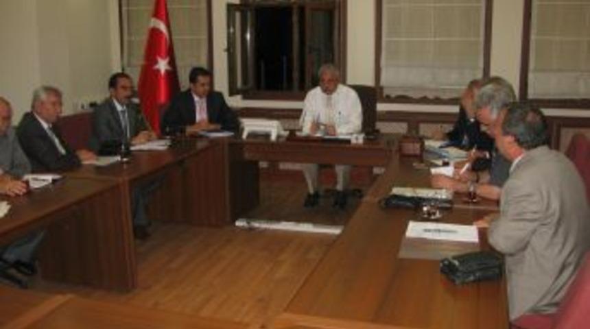 Bing&ouml;l&rsquo;&uuml;n eğitim sorunları g&ouml;r&uuml;ş&uuml;ld&uuml;