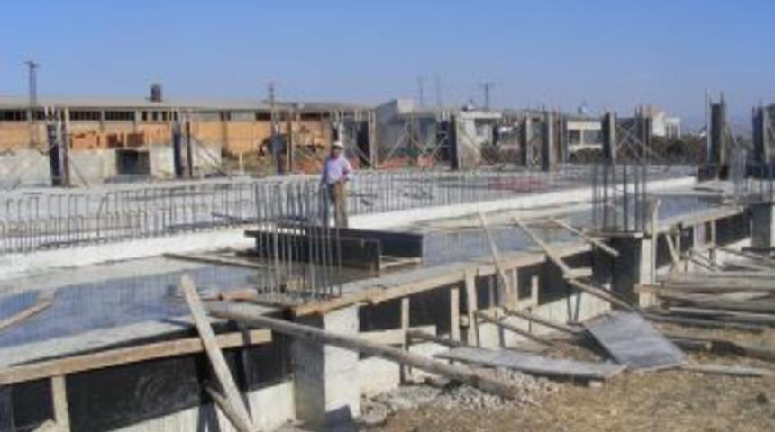 T&uuml;rkoğlu spor salonuna kavuşuyor