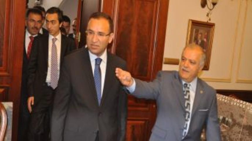 Bozdağ: Ter&ouml;rle m&uuml;cadelemiz ter&ouml;r son bulana kadar devam edecektir