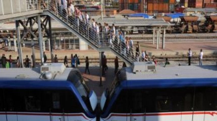 İZBAN, TCDD'den 10 tren seti kiralayacak