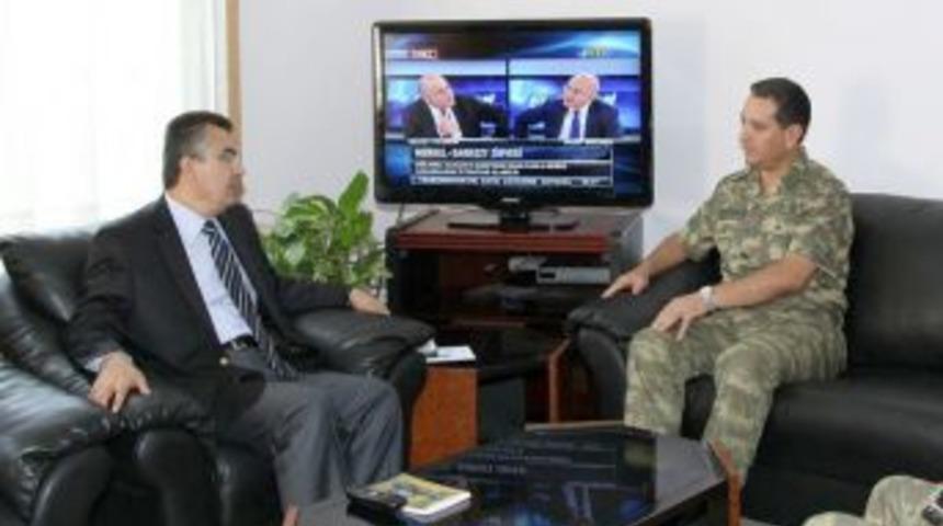 Tuğgeneral Karaosmanoğlu Vali Lekesiz&rsquo;i ziyaret etti