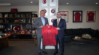 Şenol Kazancı'dan, TFF Başkanı Hacıosmanoğlu'na ziyaret