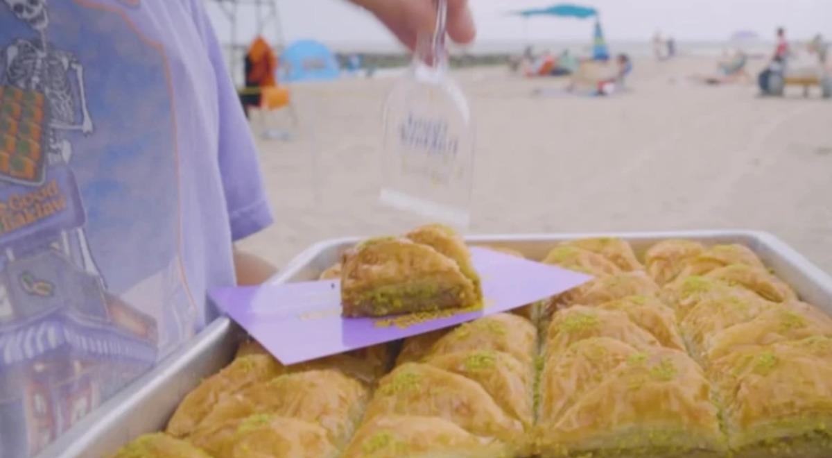 Türk baklavasıyla zengin oldu! ABD li girişimci ayda 1 milyon TL kazanıyor 2