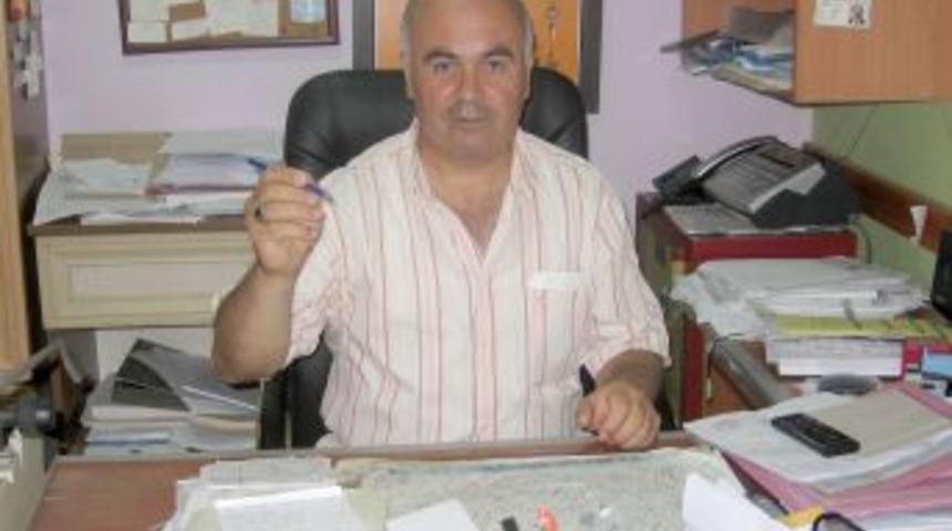 300 &uuml;yesi olan partiye 130 oy &ccedil;ıkınca y&ouml;netim g&ouml;revden alındı