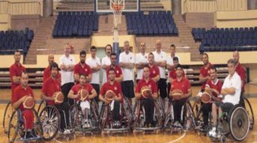 Tekerlekli Sandalye Basketbolu Milli Takımı Adana’da kampa girdi