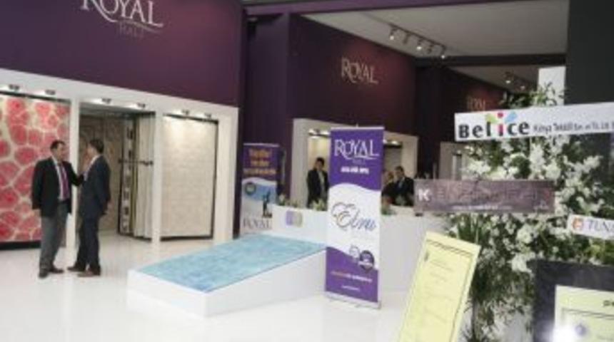 Royal Halı standına b&uuml;y&uuml;k ilgi