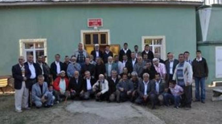 Bayram tadında piknik ş&ouml;leni