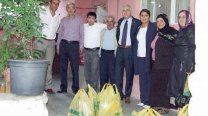 MHP&rsquo;li Sadır Durmaz il&ccedil;elerde iftarını a&ccedil;ıyor