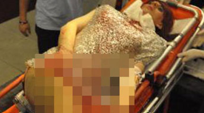 Travestinin boğazını kestiler