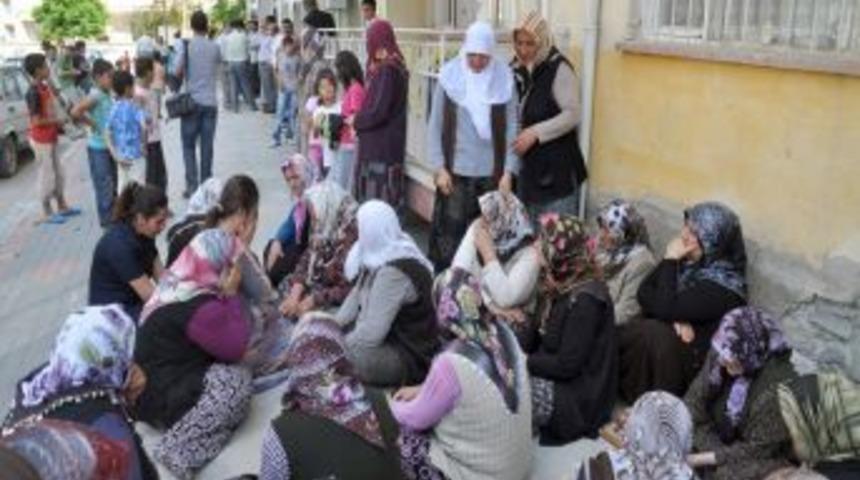 Endişeli bekleyiş acıya d&ouml;n&uuml;şt&uuml;