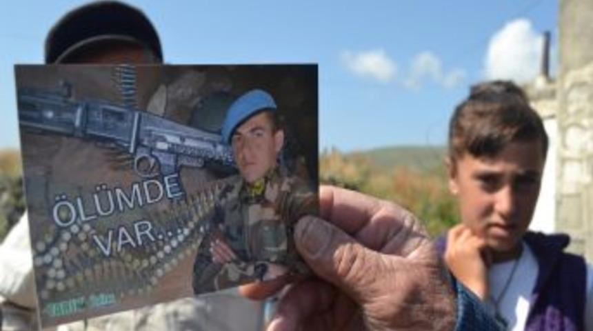 Ardahanlı Şehit Er, annesine g&ouml;nderdiği fotoğrafa '&ouml;l&uuml;m de var' yazdı