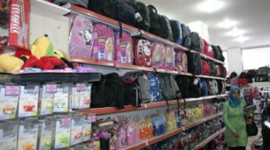 Kırtasiyeler şimdiden hareketlendi