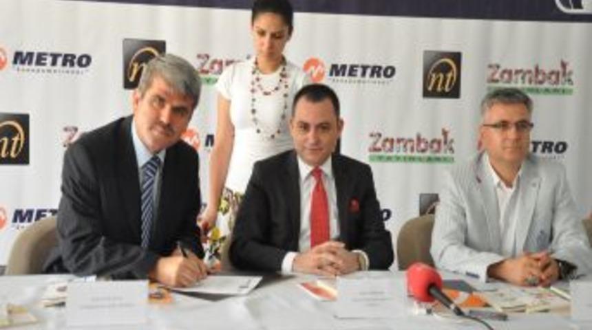 Otob&uuml;slerde kekin yanında kitap da ikram edilecek