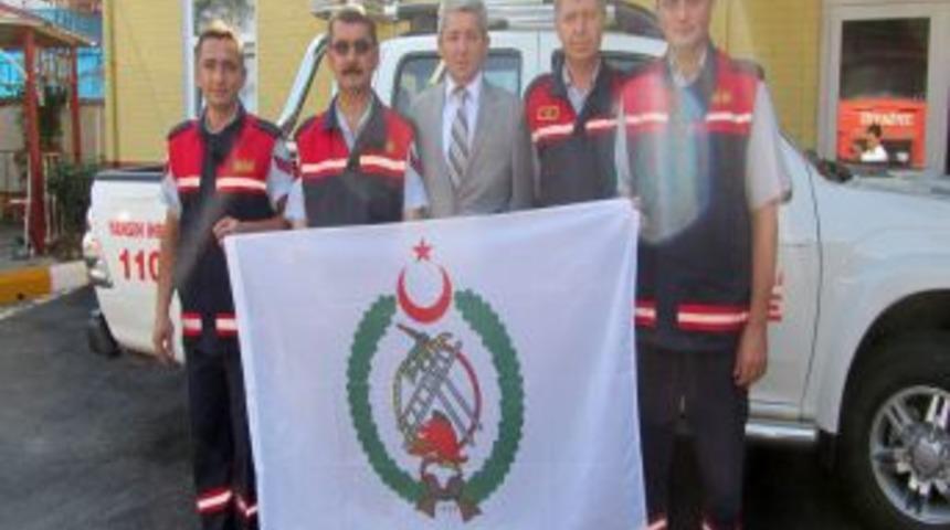 İtfaiye personeli ve yelken kul&uuml;b&uuml; Posbıyık&rsquo;a ziyarette bulundu