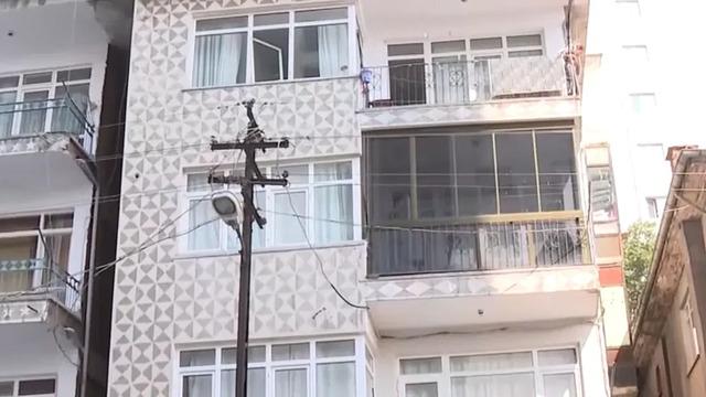 İkisi kardeş 3 kişinin cansız bedeni bulunmuştu! Başka binada bir ölü daha...