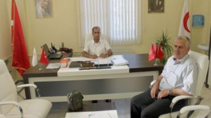 Sağlık personelinden fakir ailelere yardım