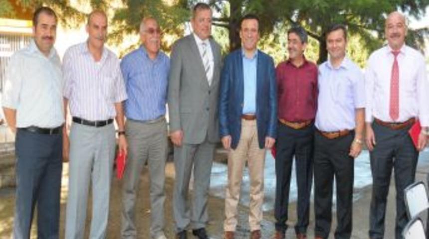 Başkan Gen&ccedil;: Canik'teki okullarımızın eksiğini tamamlayacağız