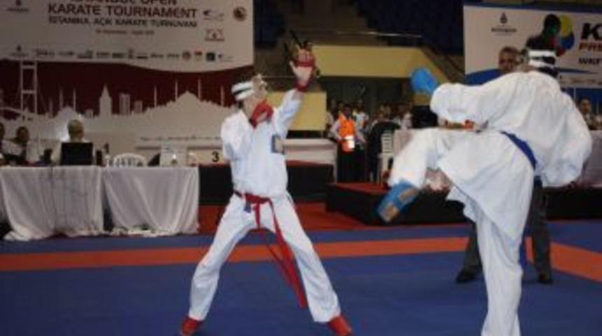 Karatede yarış heyecanı Bağcılar'da s&uuml;recek