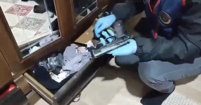 15 adrese silah kaçakçılığı operasyonu 1